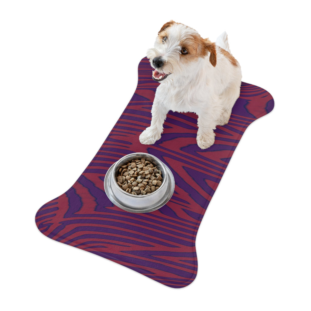 A happy dog sitting on a vibrant Pet Feeding Mat in a wood grain print. This memory foam dog mat combines style and comfort, serving as an excellent dog placemat or a cozy cat placemat. The non-slip mat allows for secure feeding, while its washable and waterproof properties make it a practical choice for pet owners.