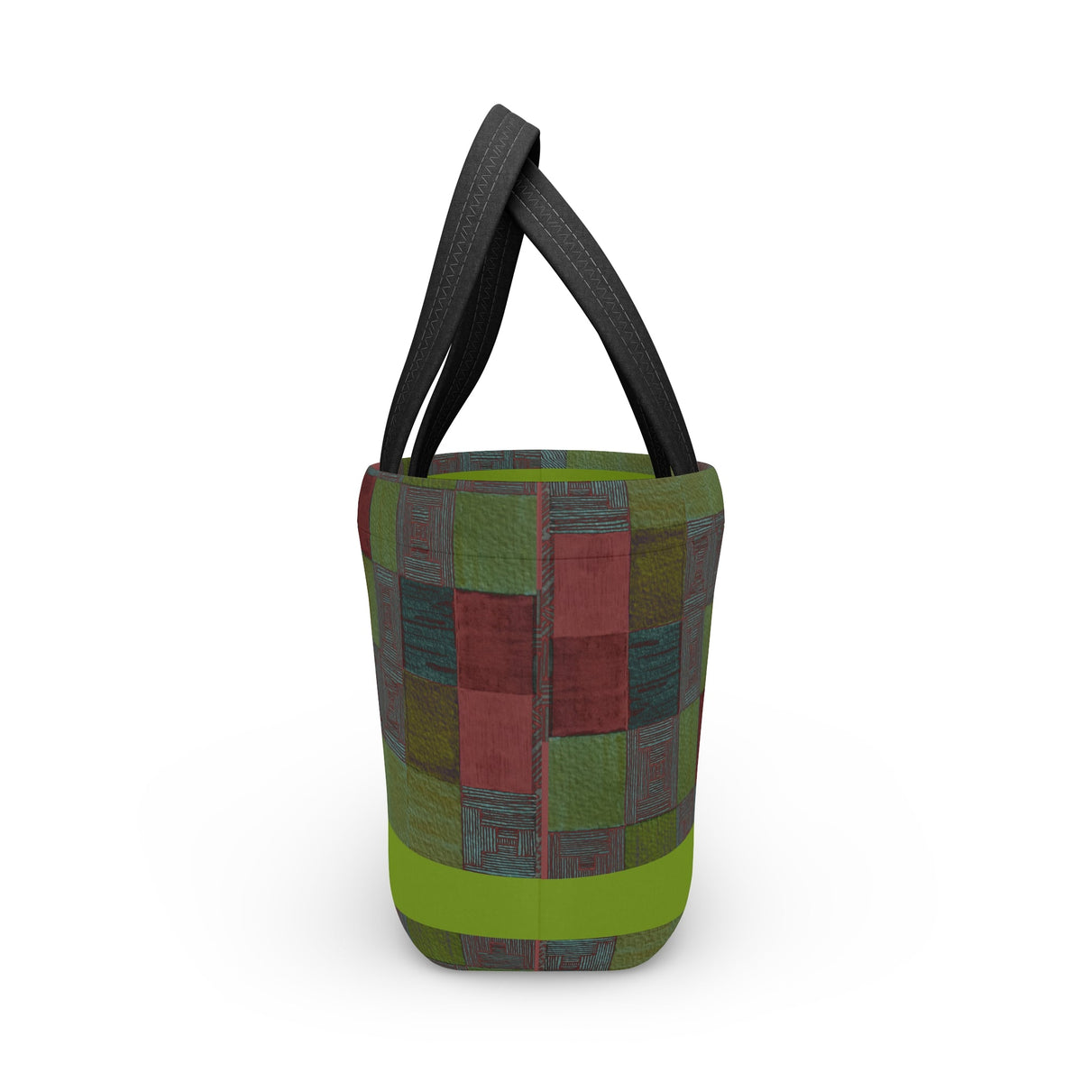 Patchwork Plaid Lunch Bag — Insulated Retro Green & Red Tote, featuring a nostalgic design that adds flair to your meals. This insulated lunch bag is an excellent choice for back to school and eco-friendly lunches. Perfect for everyday lunch or as a gift for coworkers, it’s a stylish picnic tote and small cooler bag for work lunches.