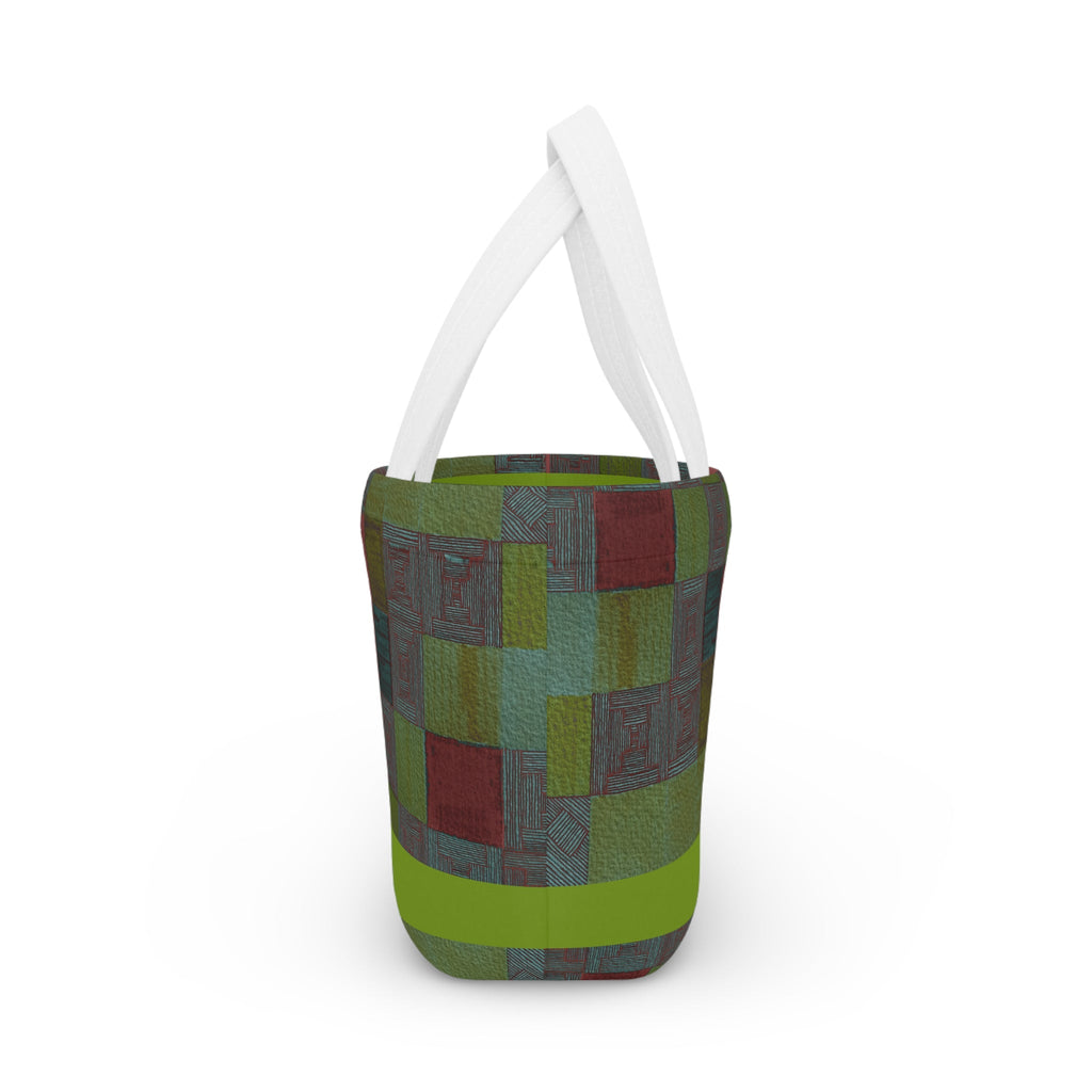Patchwork Plaid Lunch Bag — Insulated Retro Green & Red Tote, designed with rustic charm. This insulated lunch bag is the ultimate back to school accessory, perfect as an eco lunch bag or patterned lunch option. A wonderful gift for coworkers, it serves well as a stylish picnic tote for everyday lunch or work lunches.